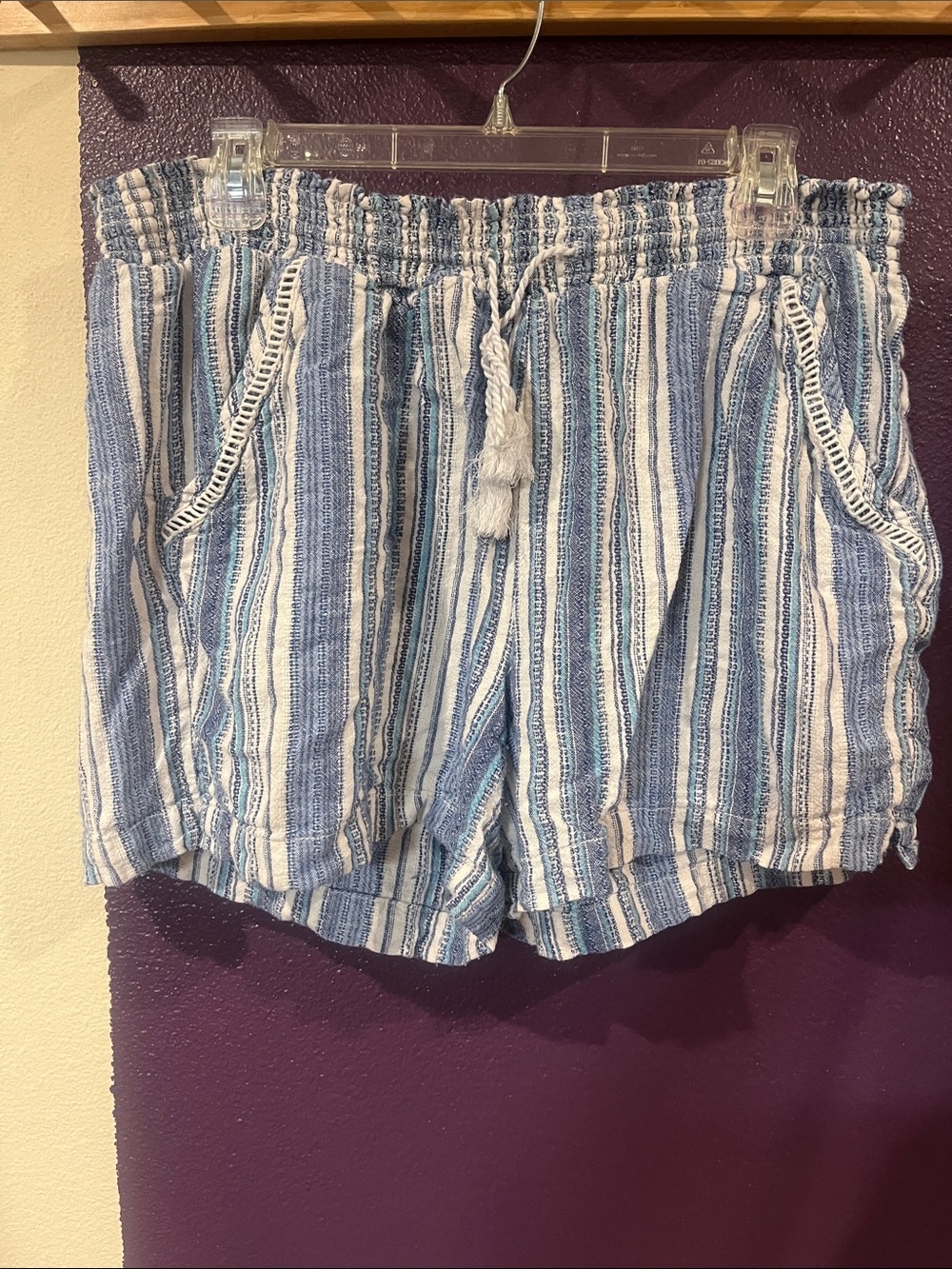 Striped Blue and White Women's Pull-On Shorts 21